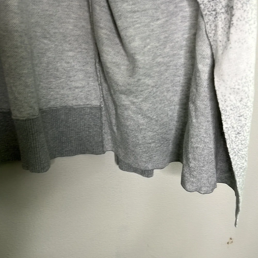 LOU & GREY gray and white blurred striped open front cardigan size Medium - Picture 9 of 14
